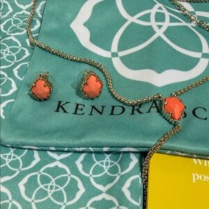 Kendra Scott Tessa Necklace and earrings